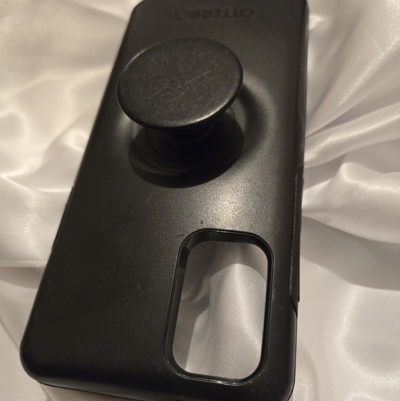 2 phone cases (pink unused), screen protector set with privacy hydrogel films - Picture 7 of 8